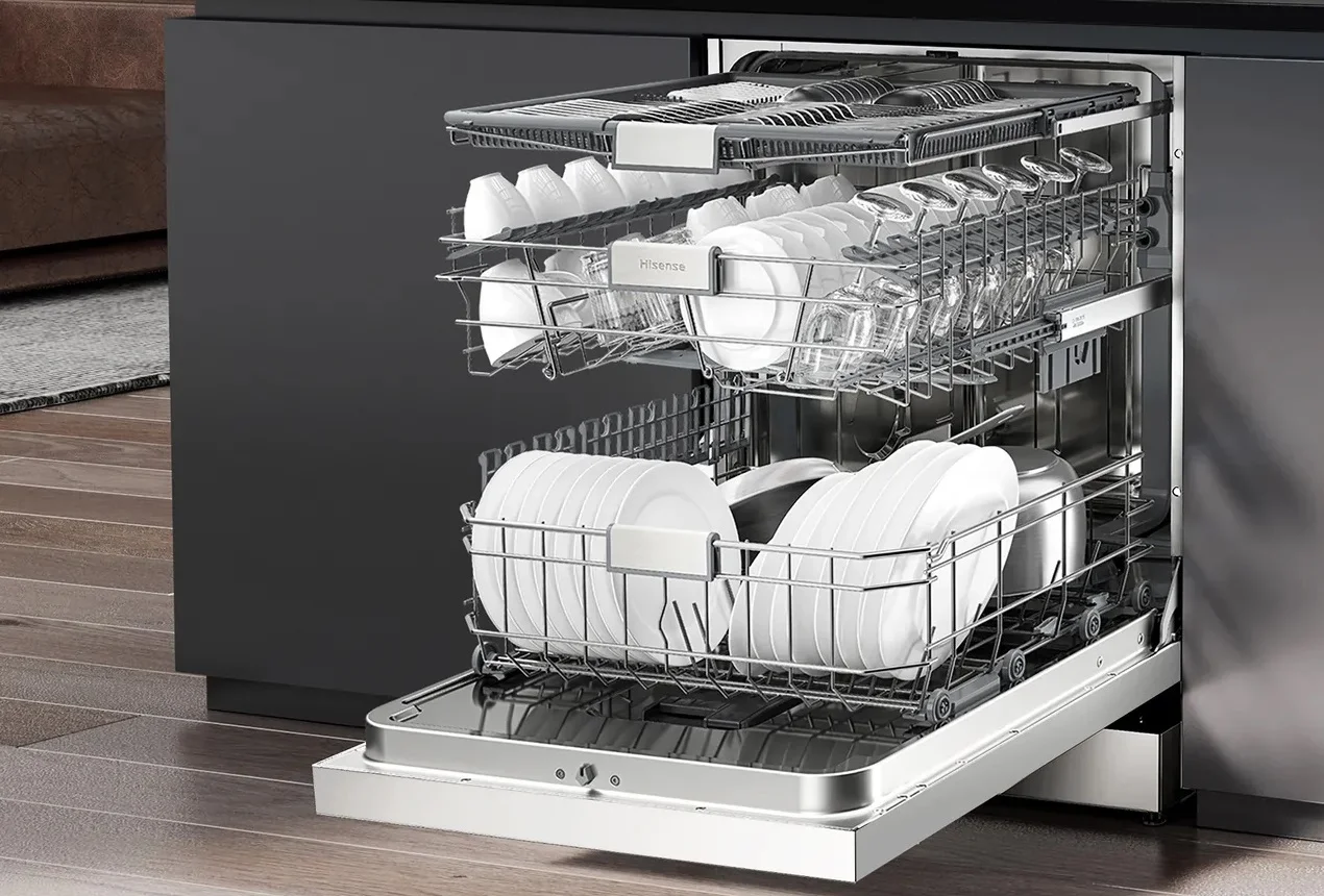 ماشین ظرفشویی 15 نفره هایسنس سفید مدل HS623E91B 2023