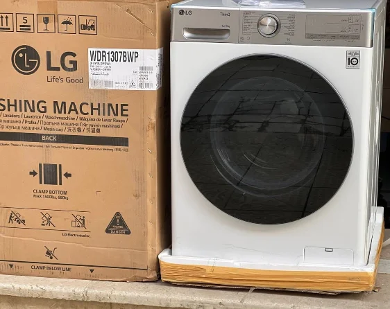 ماشین لباسشویی 13/7 کیلویی ال جی R13 سفید مدل WDR1307BWP