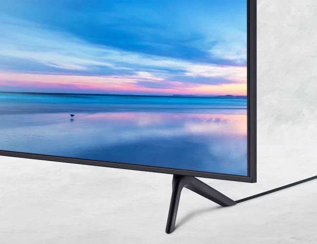 65 INCH TV AU7000 