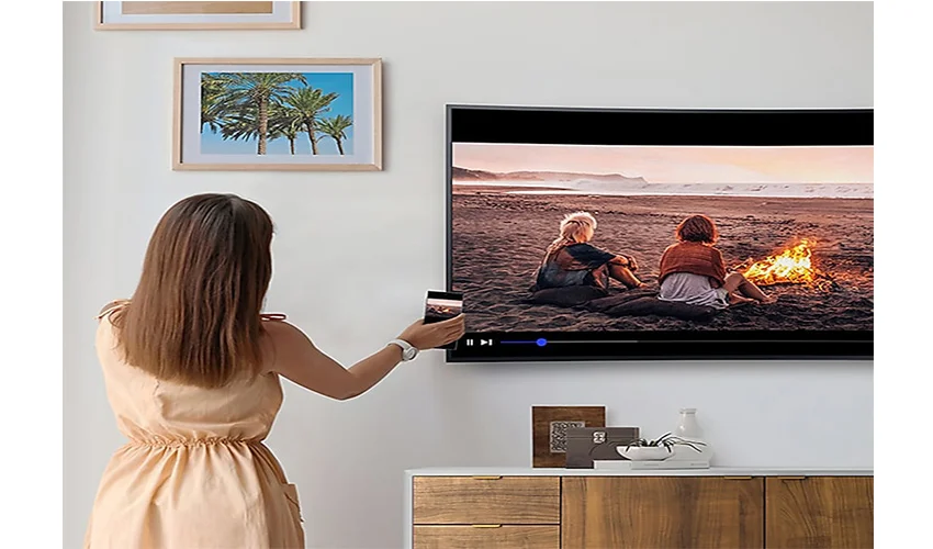 اتصال گوشی موبایل به تلویزیون سامسونگ tu8300
